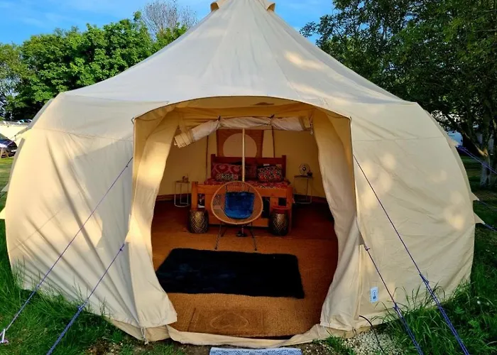 Luna Tent Secret Garden Glamping